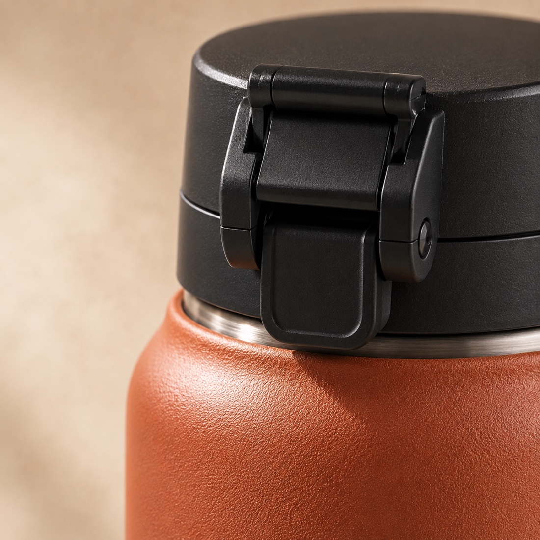 Lid detail